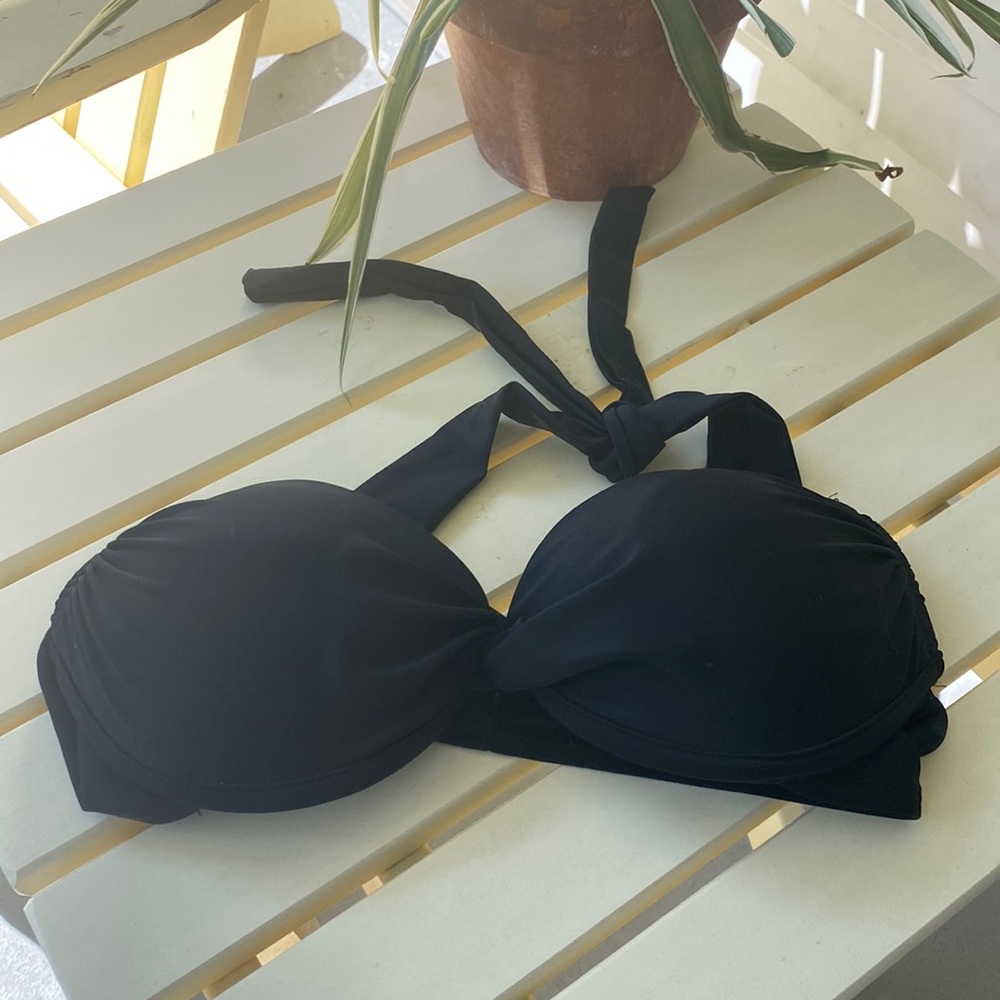 Black padded bikini top size small